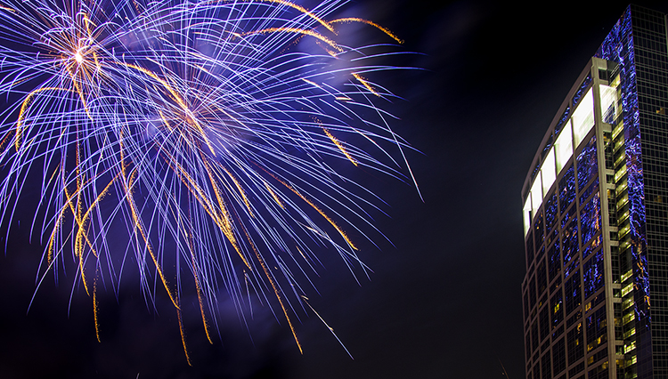 Fireworks KAC9844 cropped