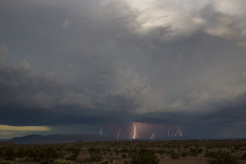 Lightning storm KAC082017